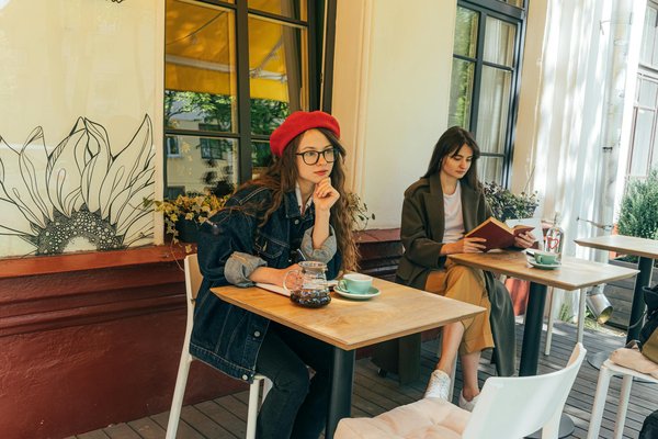 L'Esprit d'Equipe : Quand la Passion du Cinema Rencontre l'Adrenaline du Volley