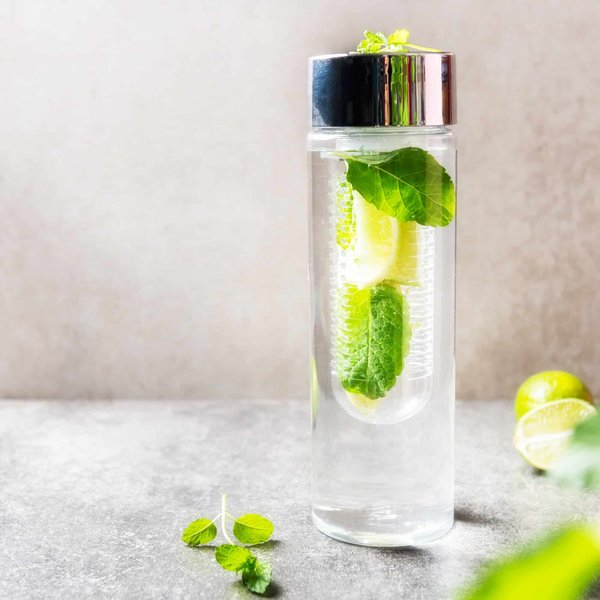 Choisir la meilleure bouteille infuseur: 4 critères à considérer