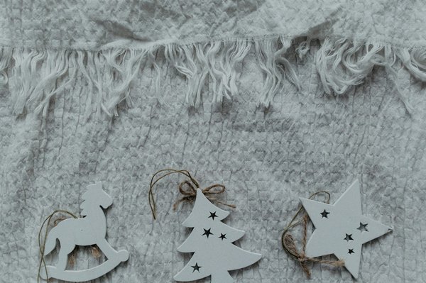 Comment faire des décorations de Noël avec des matériaux recyclés ?